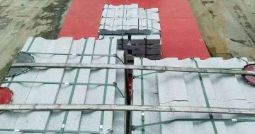 绥化 芝麻白仿形加直形路沿石出货日常