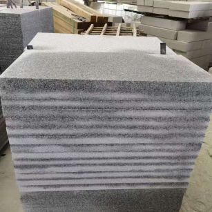 绥化 芝麻白5公分火烧地铺成品，900*400，规格可定制