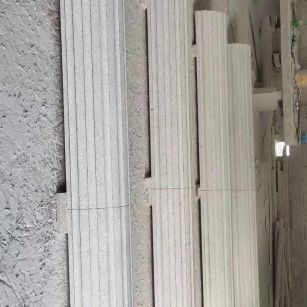 绥化 花岗岩厂家带你看白麻花岗岩门楼大柱柱皮