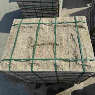 绥化 黄金麻花岗岩石材自然面蘑菇石成品