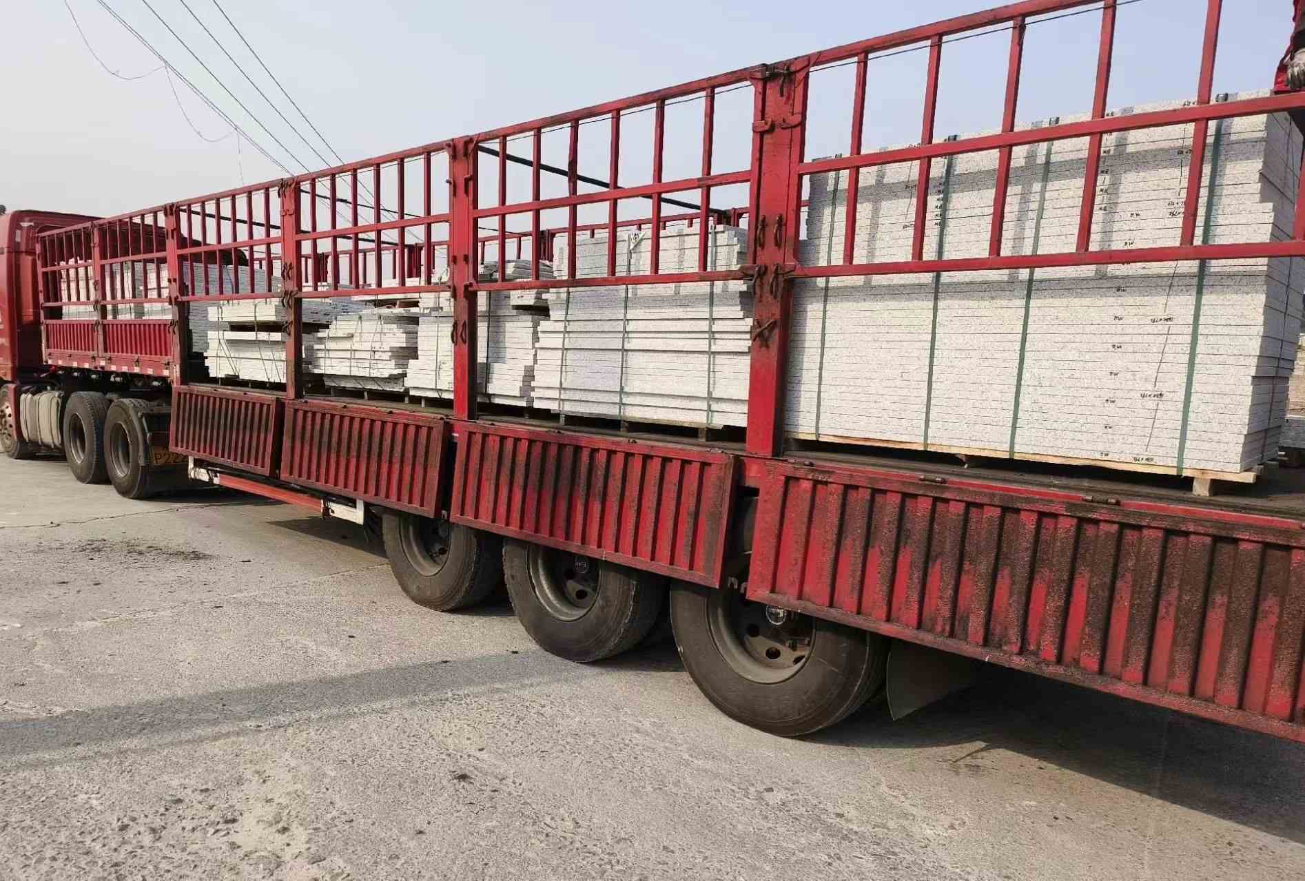 绥化 白麻荔枝面外墙干挂，工厂装车日常