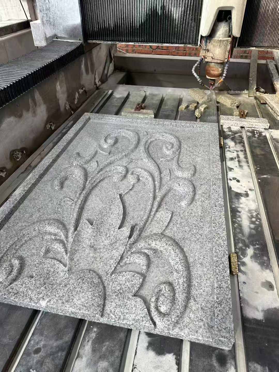 绥化 白麻别墅干挂雕花板