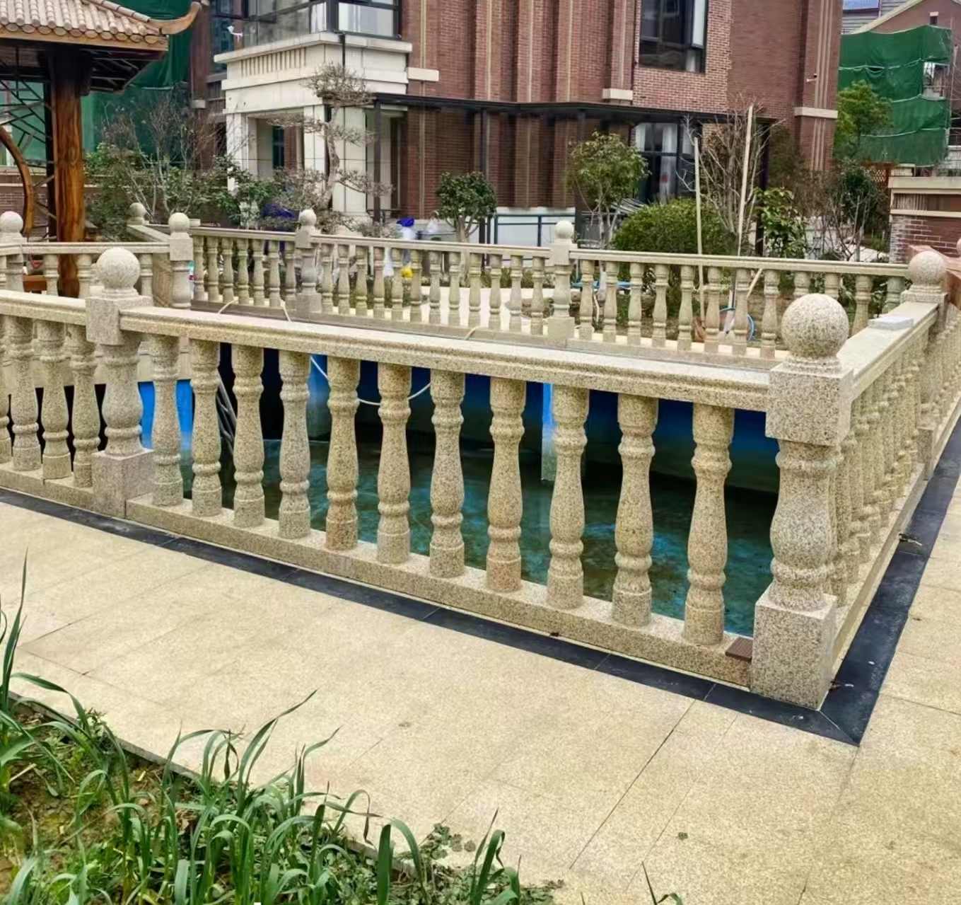 绥化黄金麻花岗岩石材栏杆，扶手，将军柱，花瓶柱