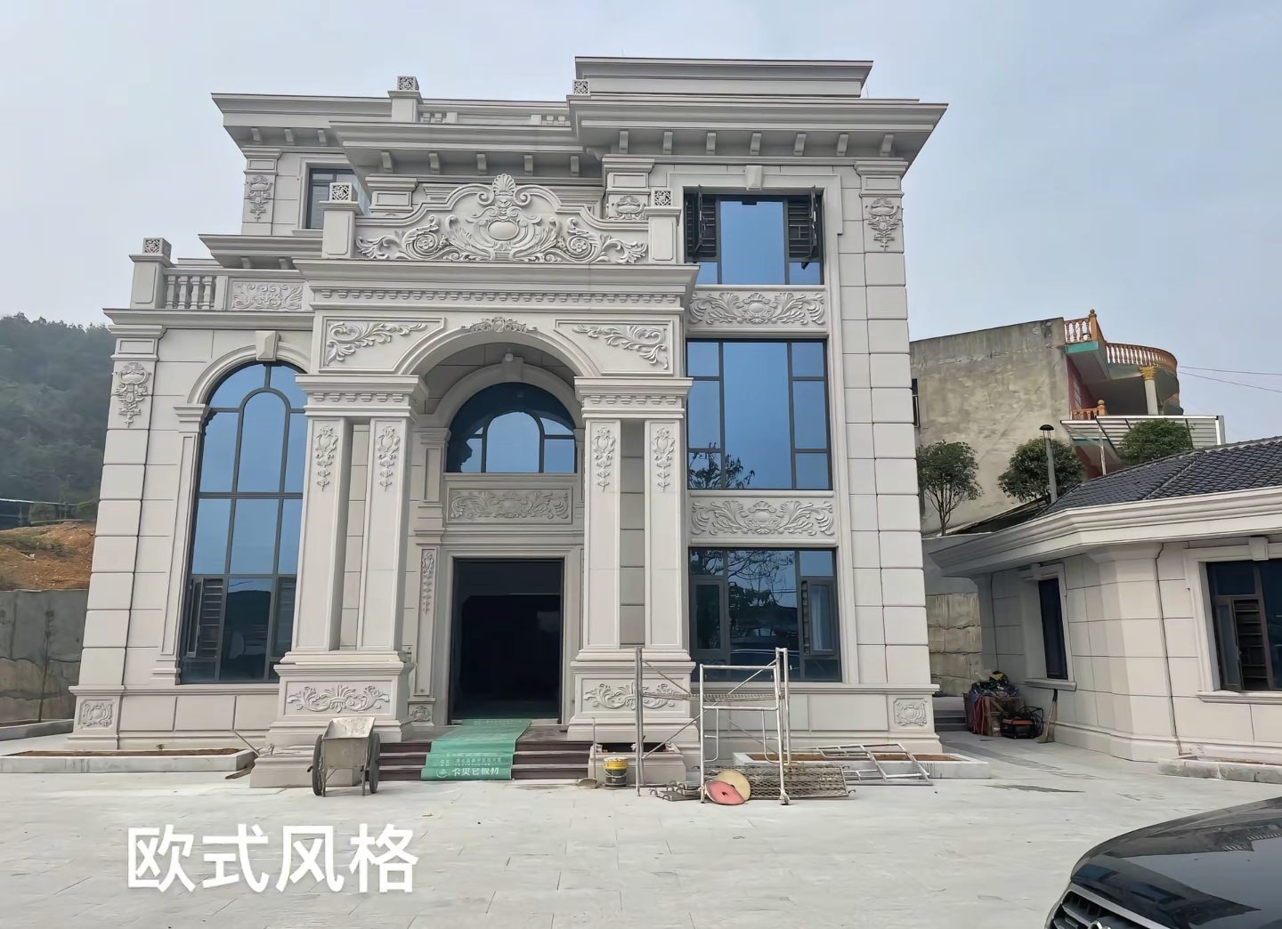 绥化 白麻花岗岩别墅外墙干挂