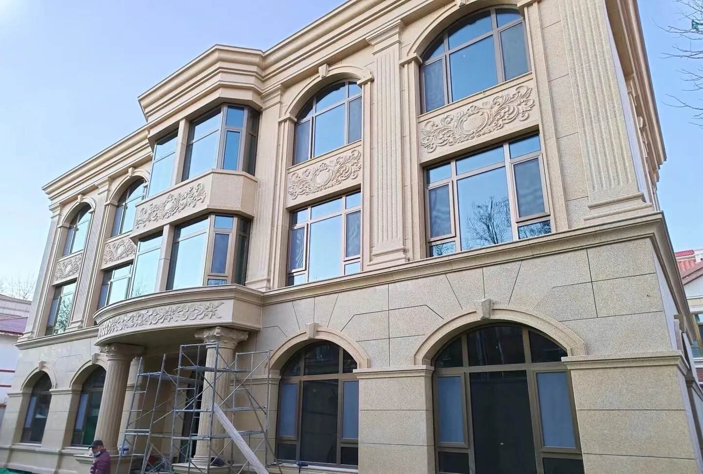 绥化 黄金麻花岗岩别墅外墙干挂