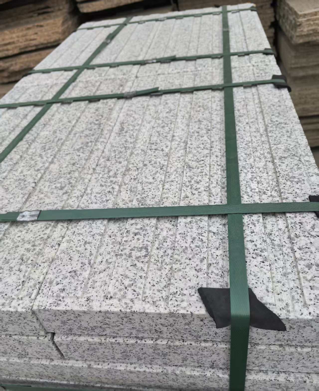 绥化 白麻花岗岩直行盲道石，盲条，地铺石