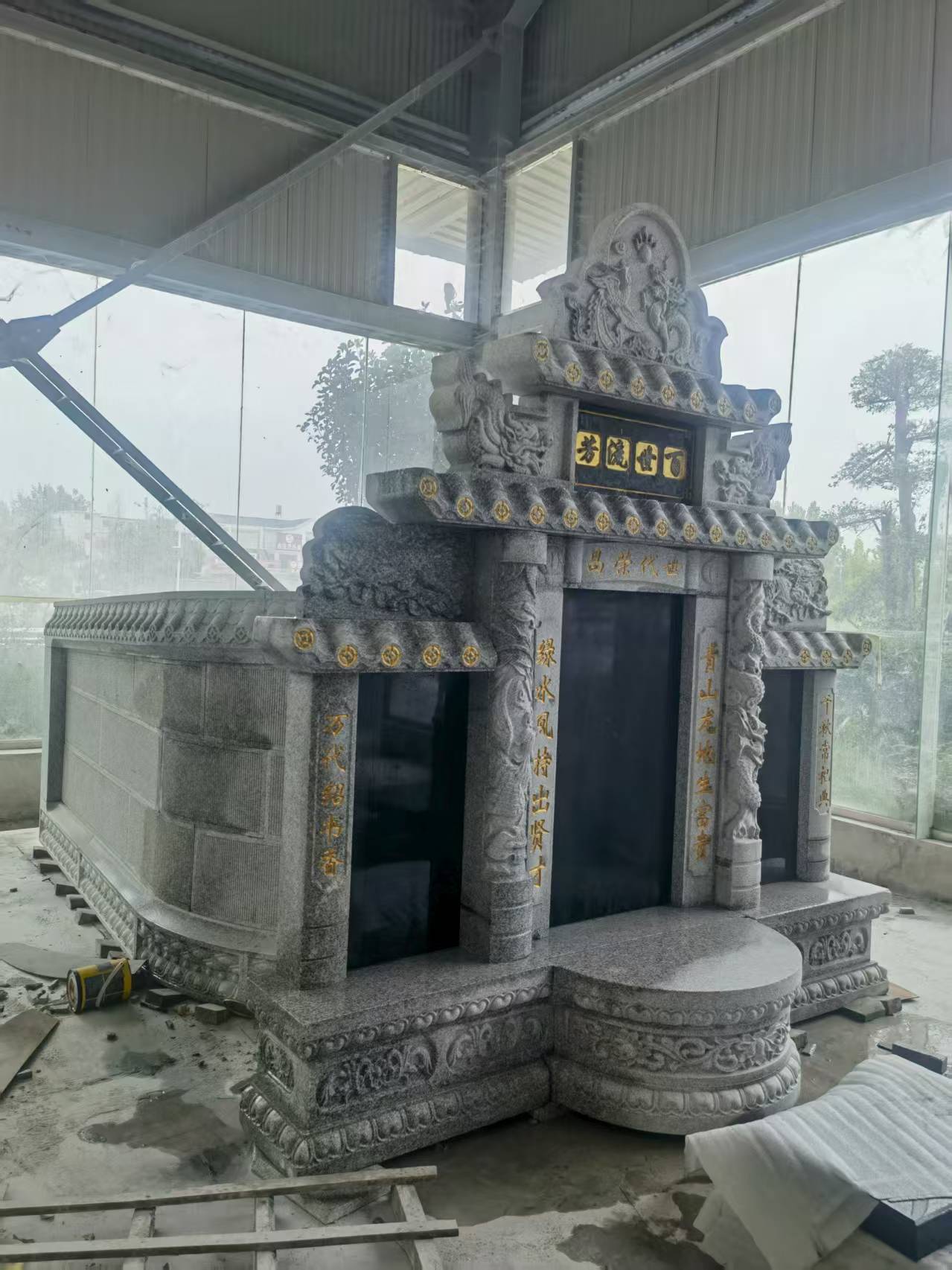 绥化 芝麻白墓碑效果展示图